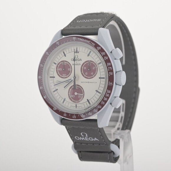 New Omega x Swatch Mission to Pluto Moonswatch Bioceramic Red Men's Watch + B&P - Picture 4 of 4